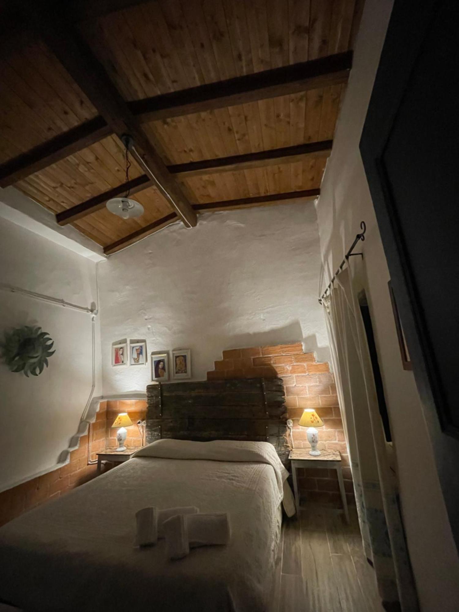 B&B Corte San Lussorio Oliena Dış mekan fotoğraf
