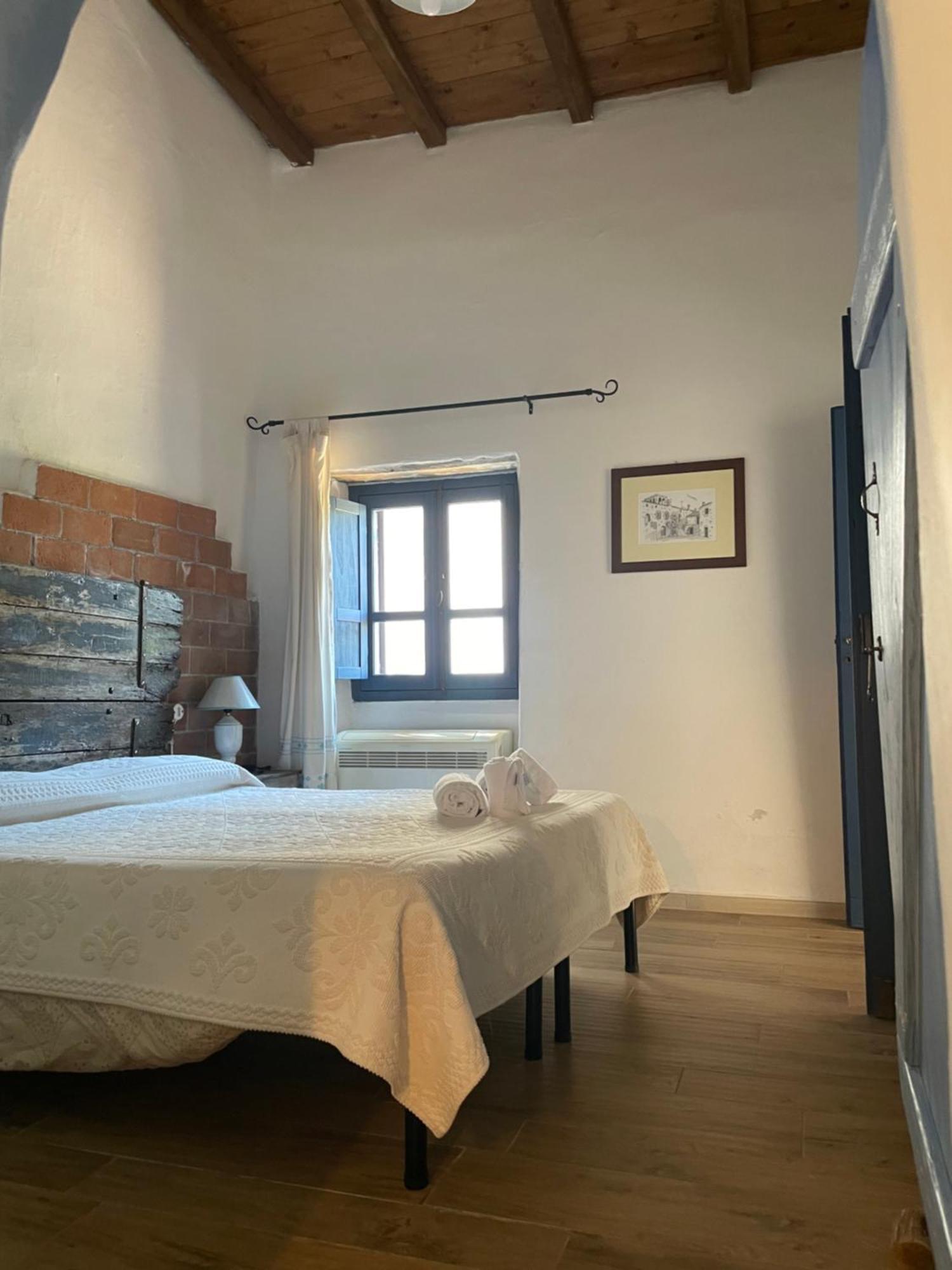 B&B Corte San Lussorio Oliena Dış mekan fotoğraf